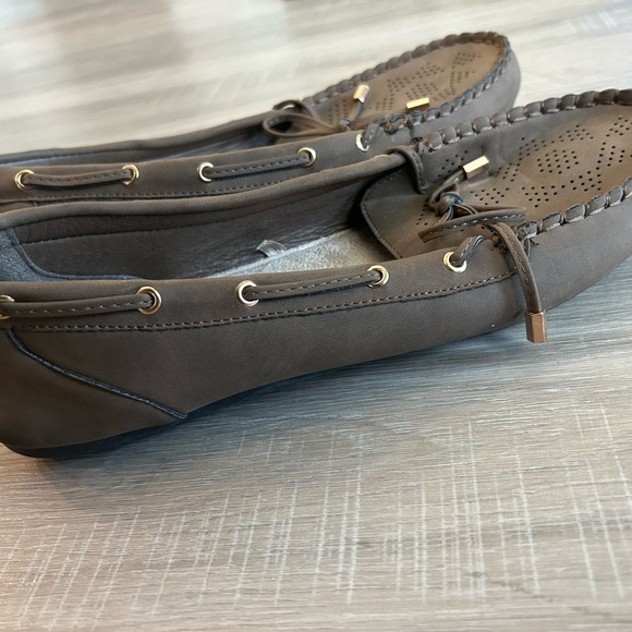 Women’s Brown Moccasin Loafers | Daisy Fuentes | Comfortable & Stylish - Picture 6 of 9